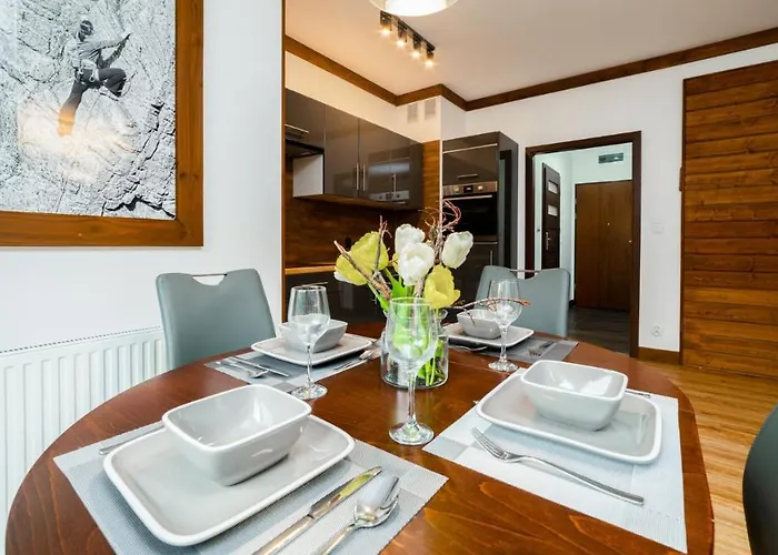 Daire Gorski Zakatek Na Emilii Plater 18c